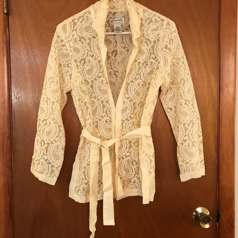 Lace Overcoat | Victor Costa